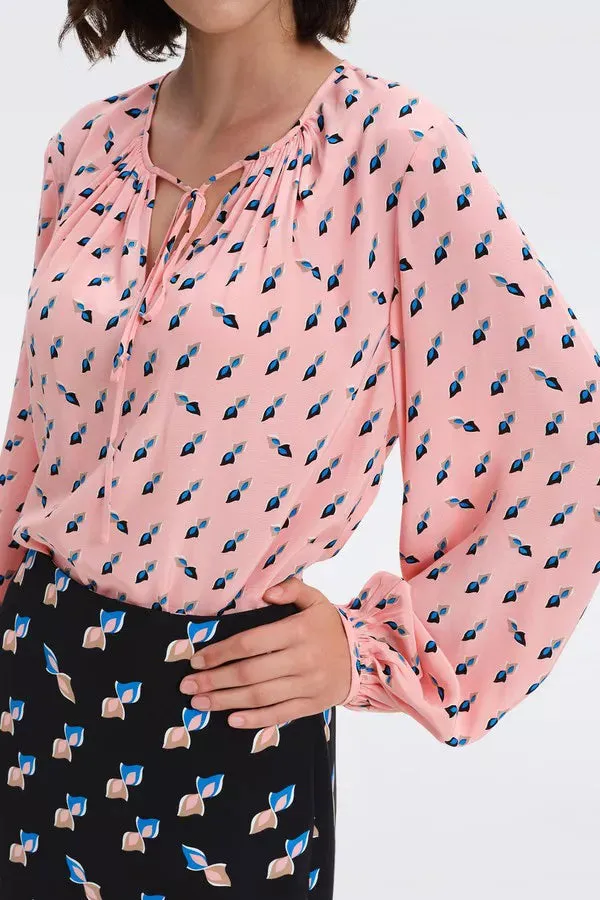 Freddie Blouse in Twisted Geo Soft Pink