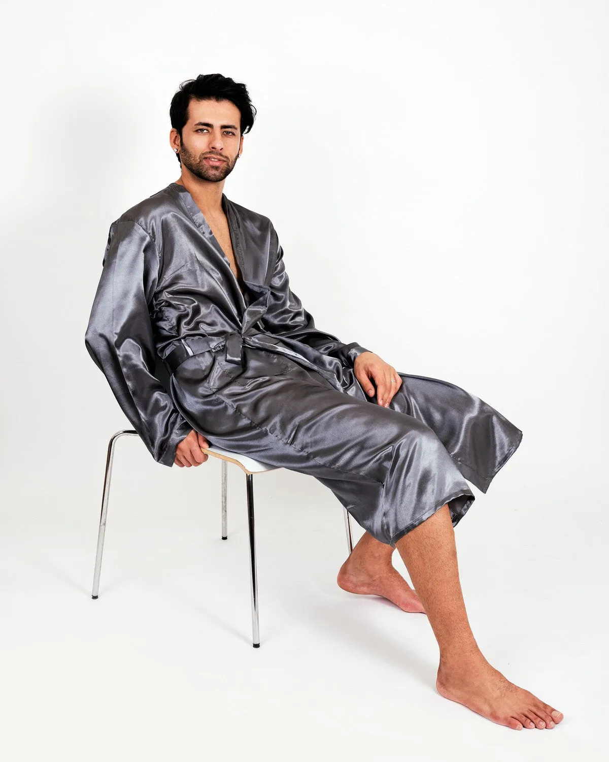 Men's Satin robe for Groom , King Mr Silk Robes for Bachelor Party - Script Vinyl