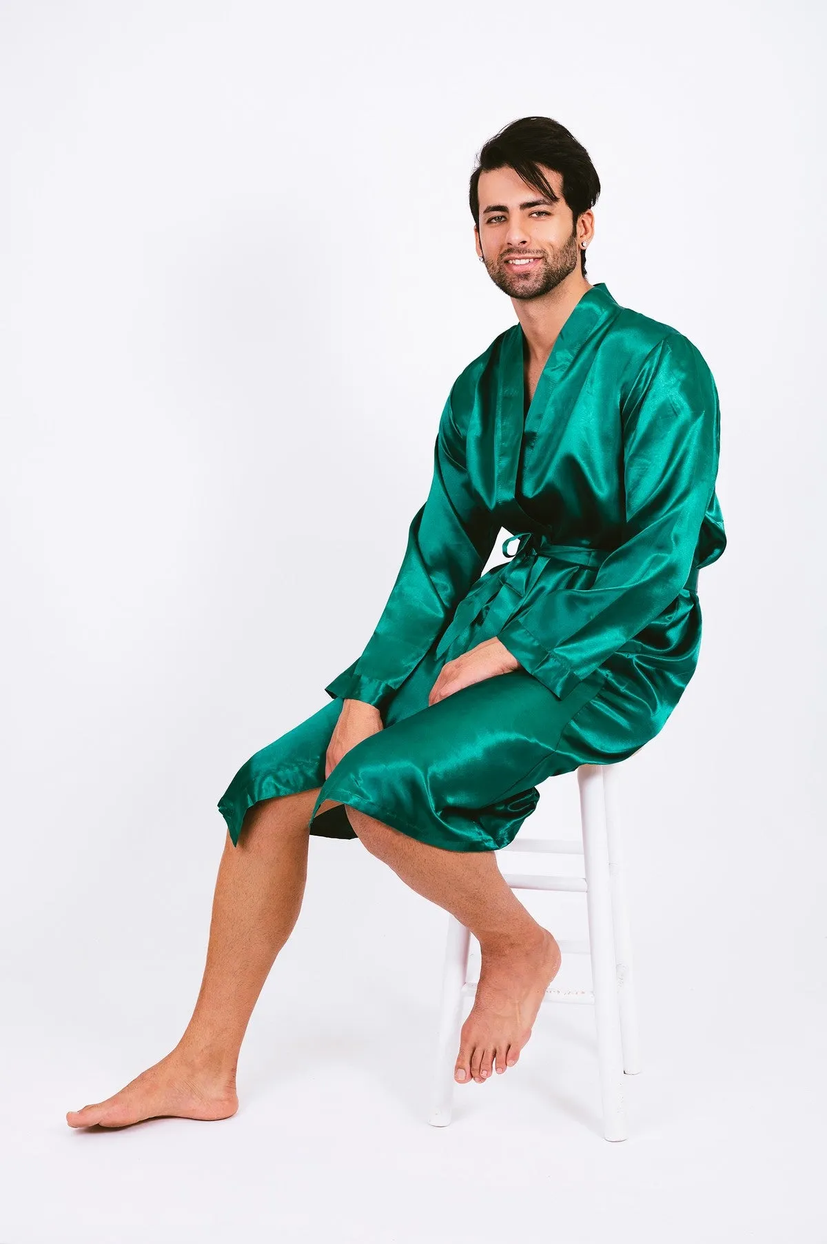 Men's Satin robe for Groom , King Mr Silk Robes for Bachelor Party - Script Vinyl