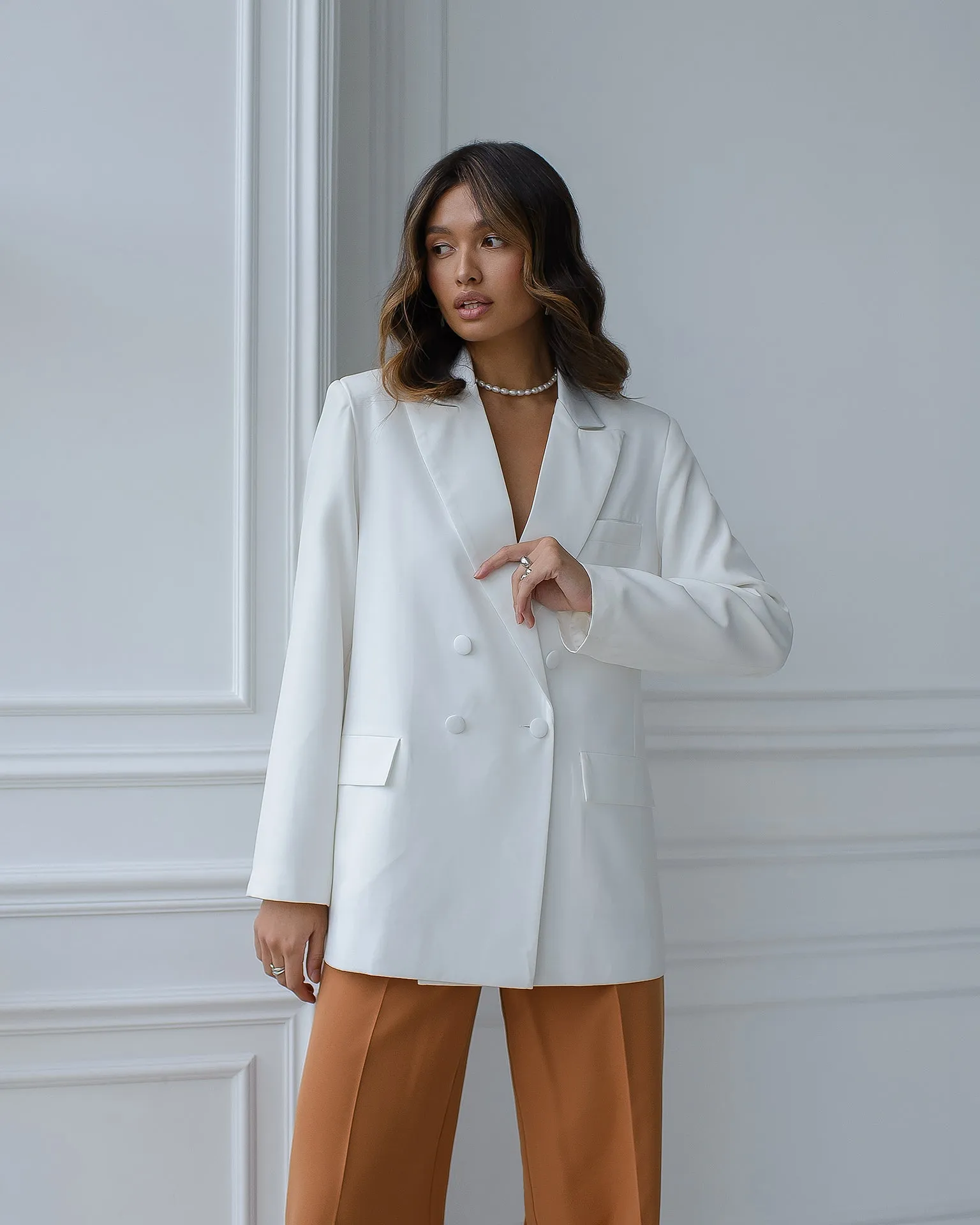 Monika White Double-Breasted Blazer