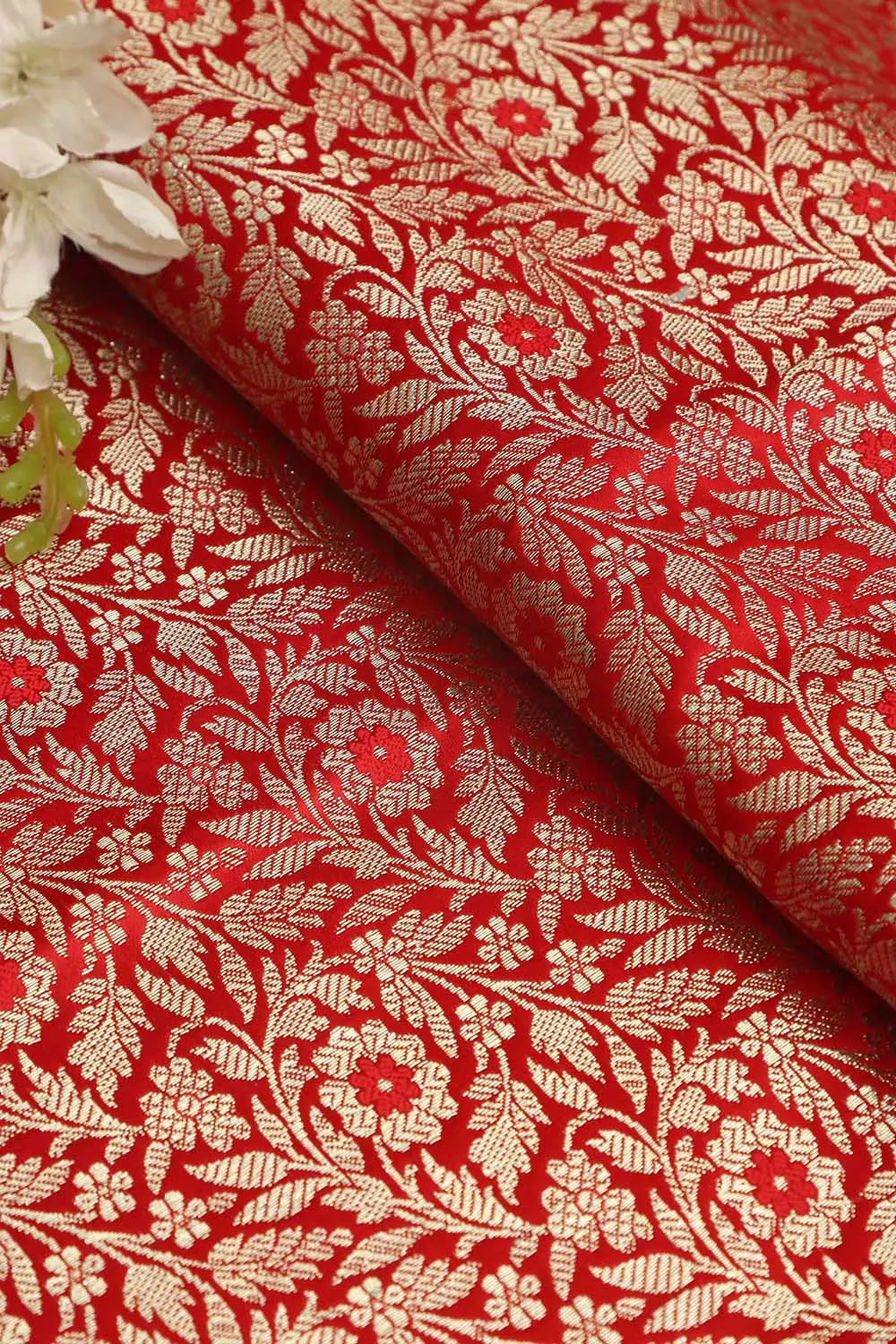 Red Banarasi Silk Satin Zari Brocade Fabric ( 1 Mtr )