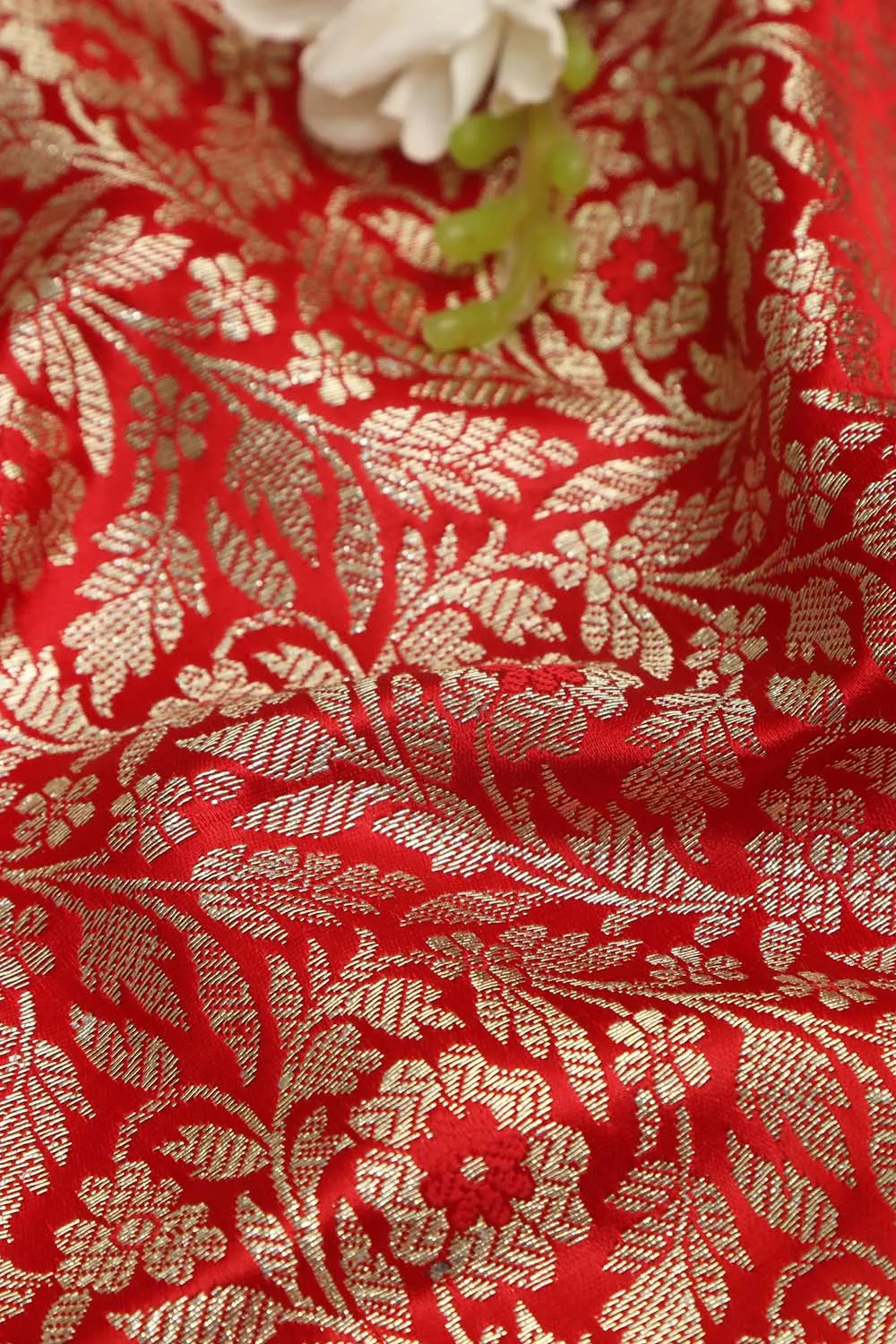 Red Banarasi Silk Satin Zari Brocade Fabric ( 1 Mtr )