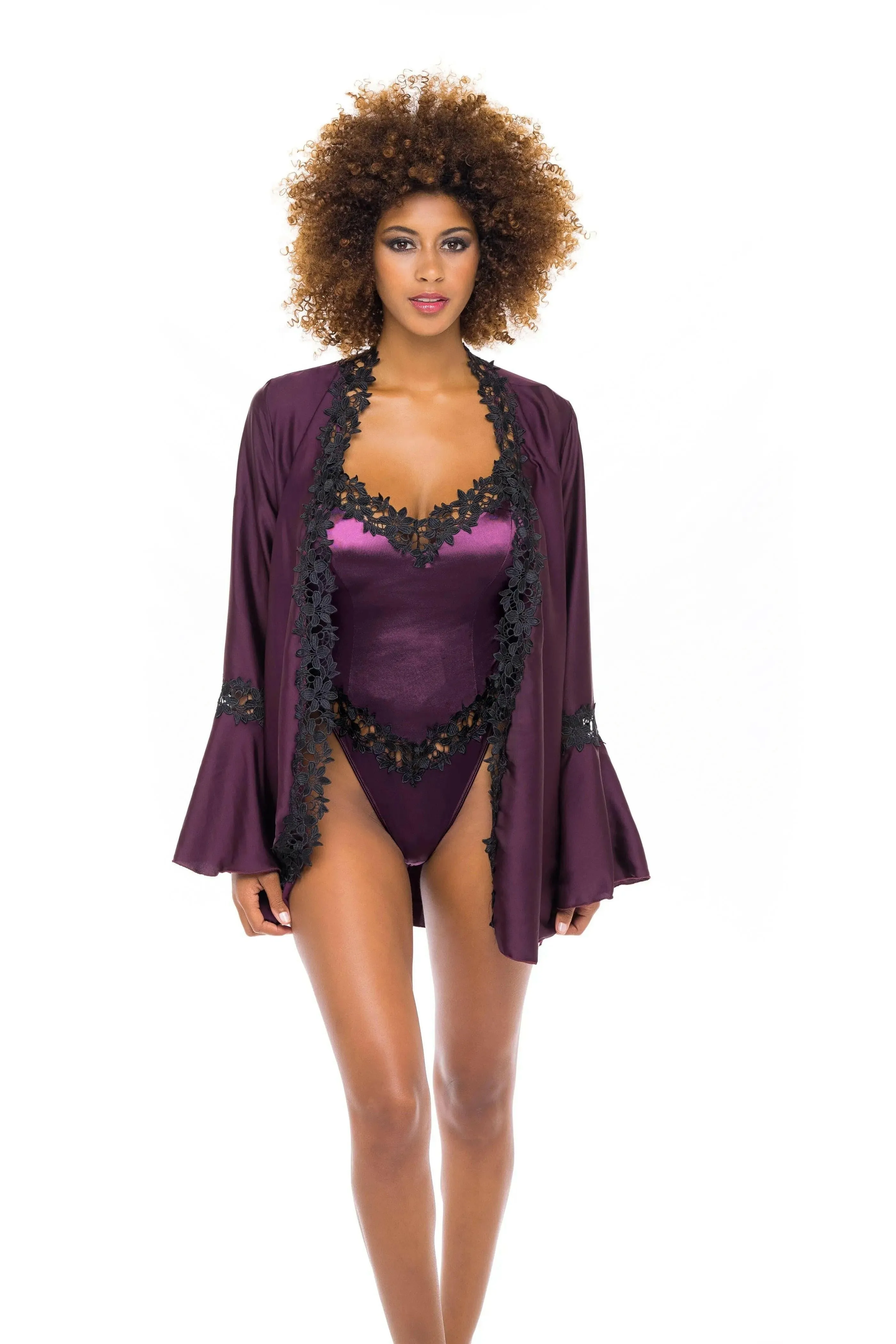 Thea Embroidered Short Robe