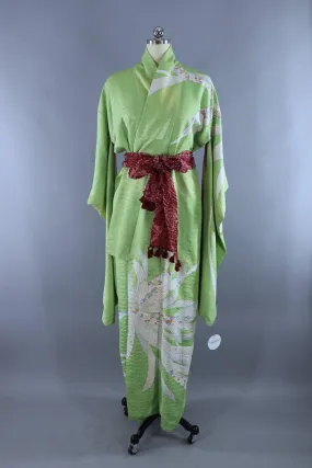 Vintage 1960s Spring Green Floral Silk Kimono Robe