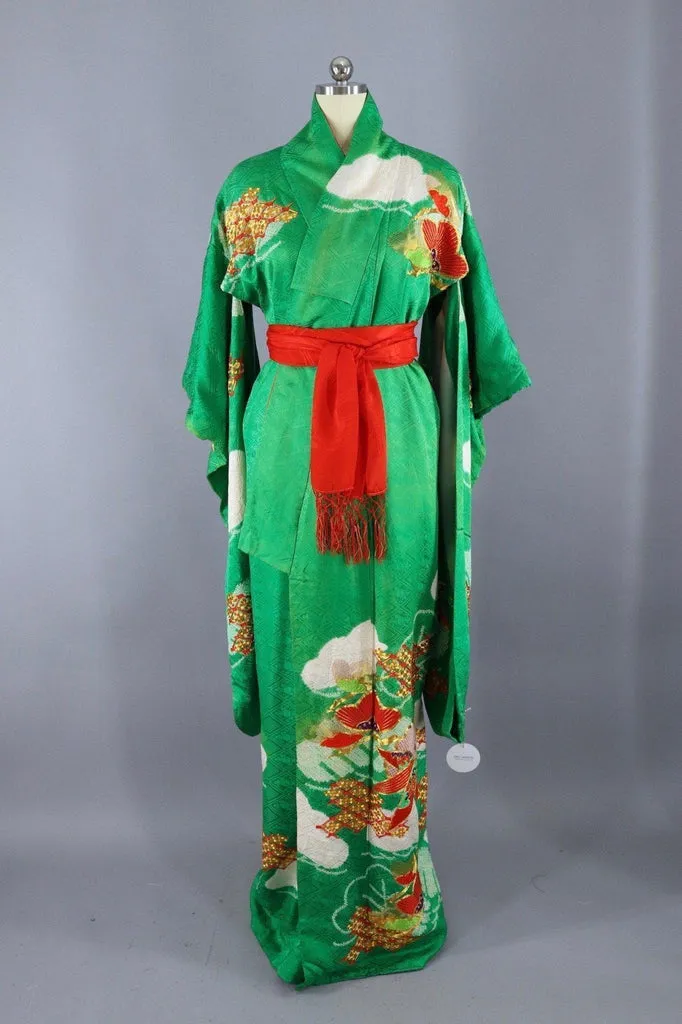 Vintage Silk Kimono Robe Furisode / Kelly Green with Gold and Red Embroidery