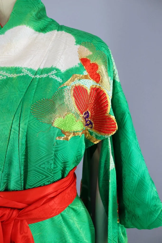 Vintage Silk Kimono Robe Furisode / Kelly Green with Gold and Red Embroidery