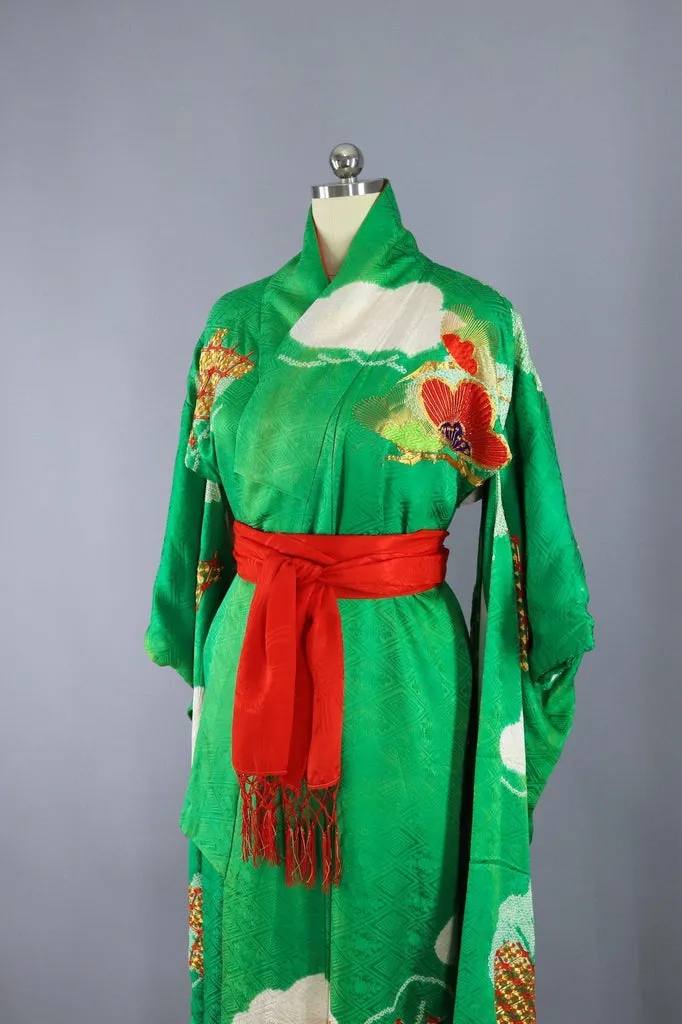 Vintage Silk Kimono Robe Furisode / Kelly Green with Gold and Red Embroidery