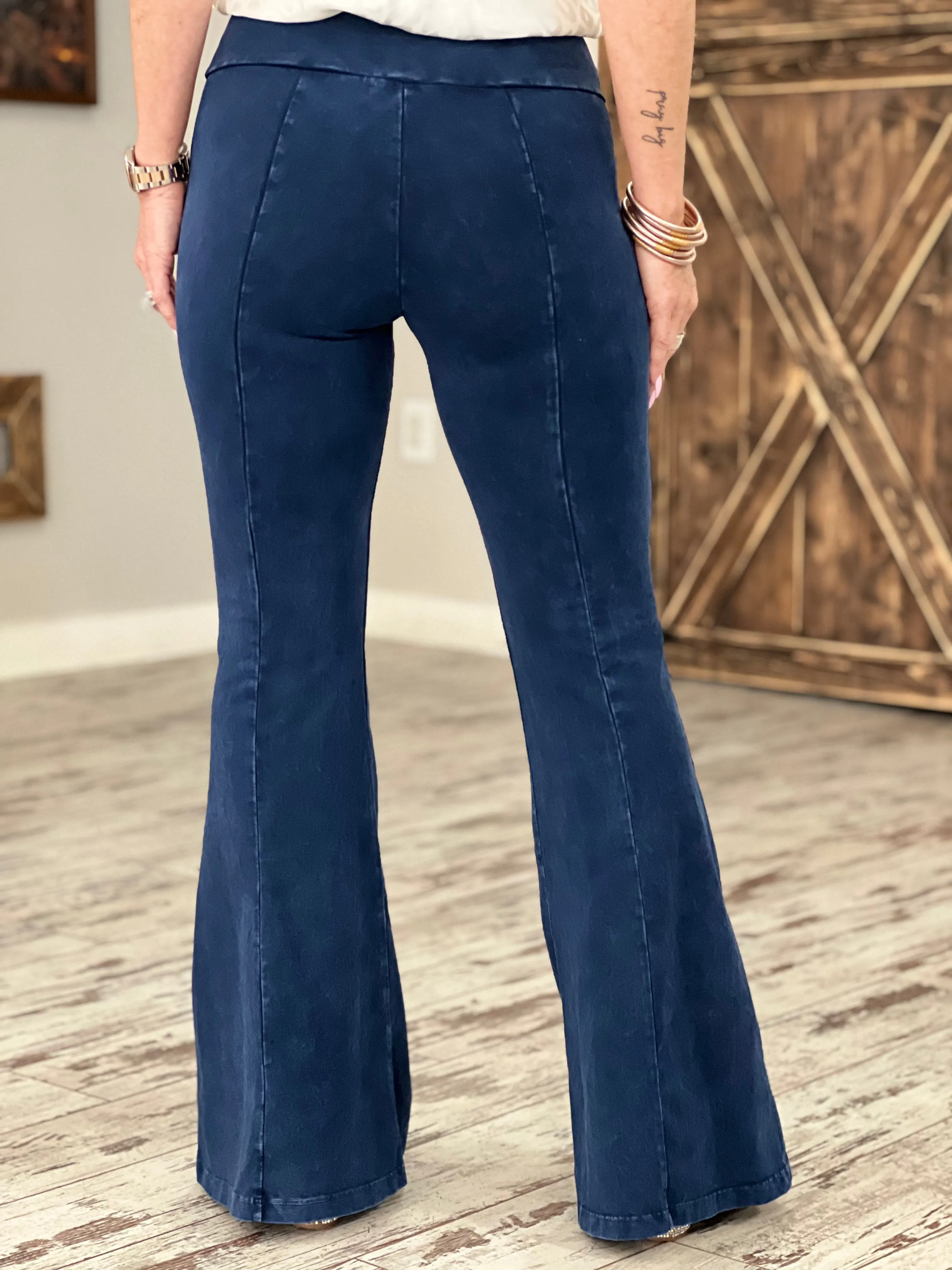 Washed Bell Bottom Front Seam Flare Pants in Dark Blue